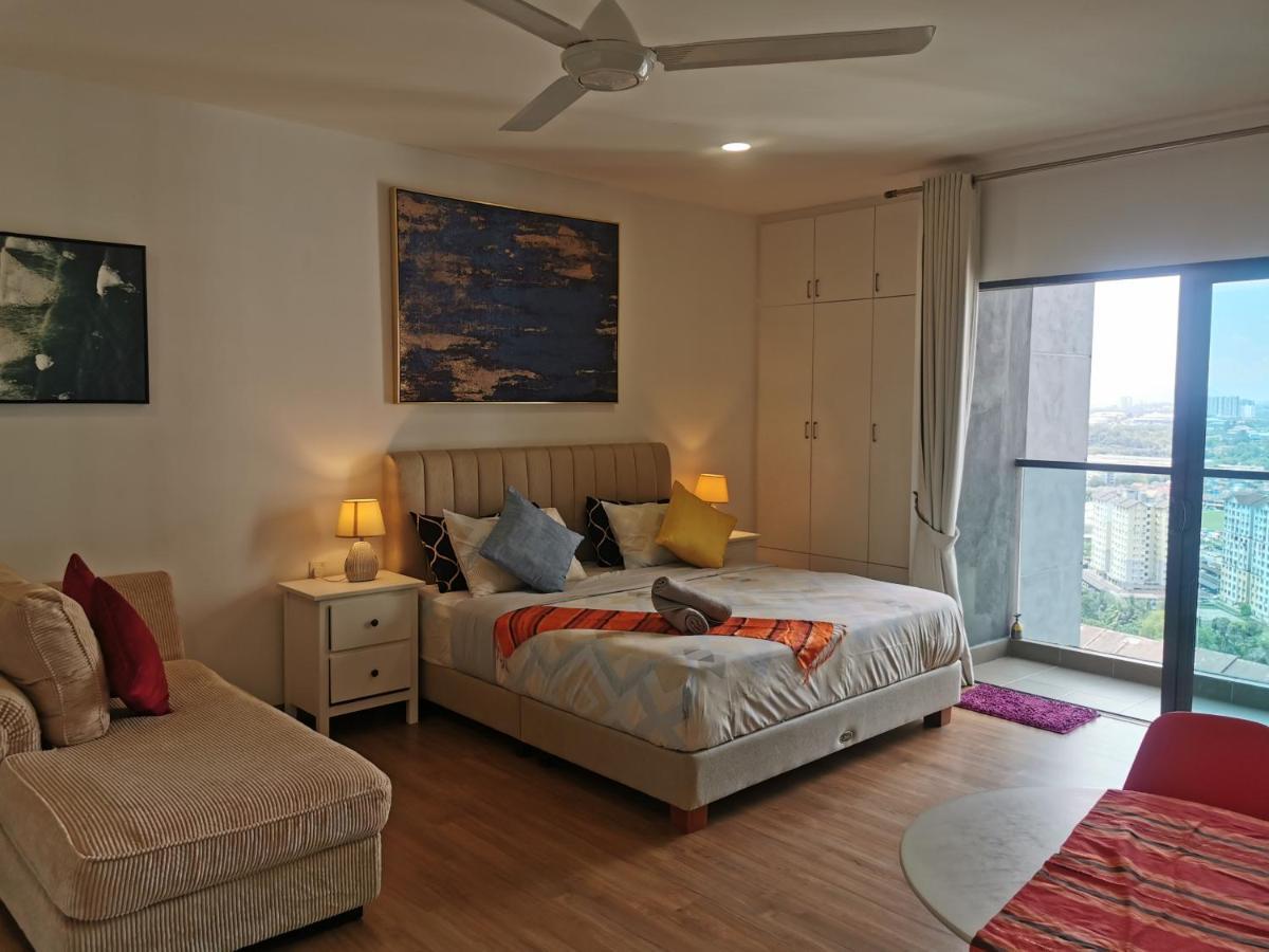 Apple Home 2 At Menara Simfoni, King Size Bed, Cheras, Nexflix, Wifi, Parking Seri Kembangan Exterior foto